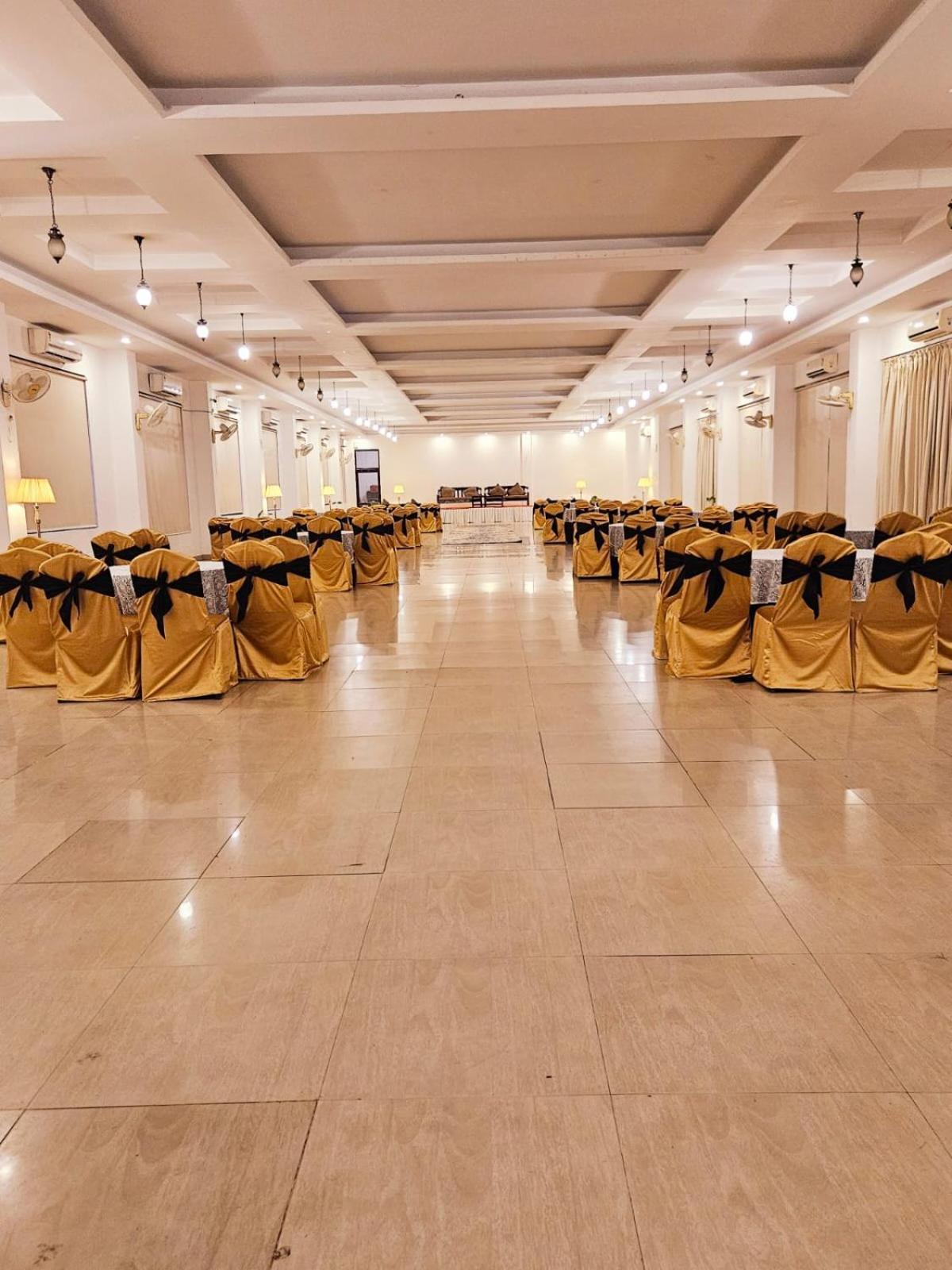 Hotel Corbett Tusker Trail Kashipur Exterior foto